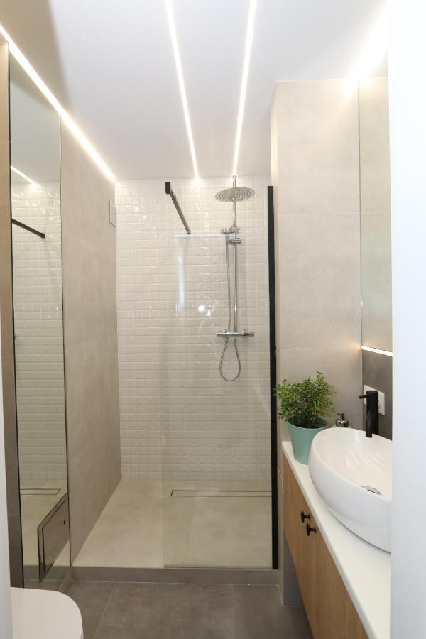 Romaszewskiego Zoliborz Bedroom Pokoj Metro Varşovia Exterior foto
