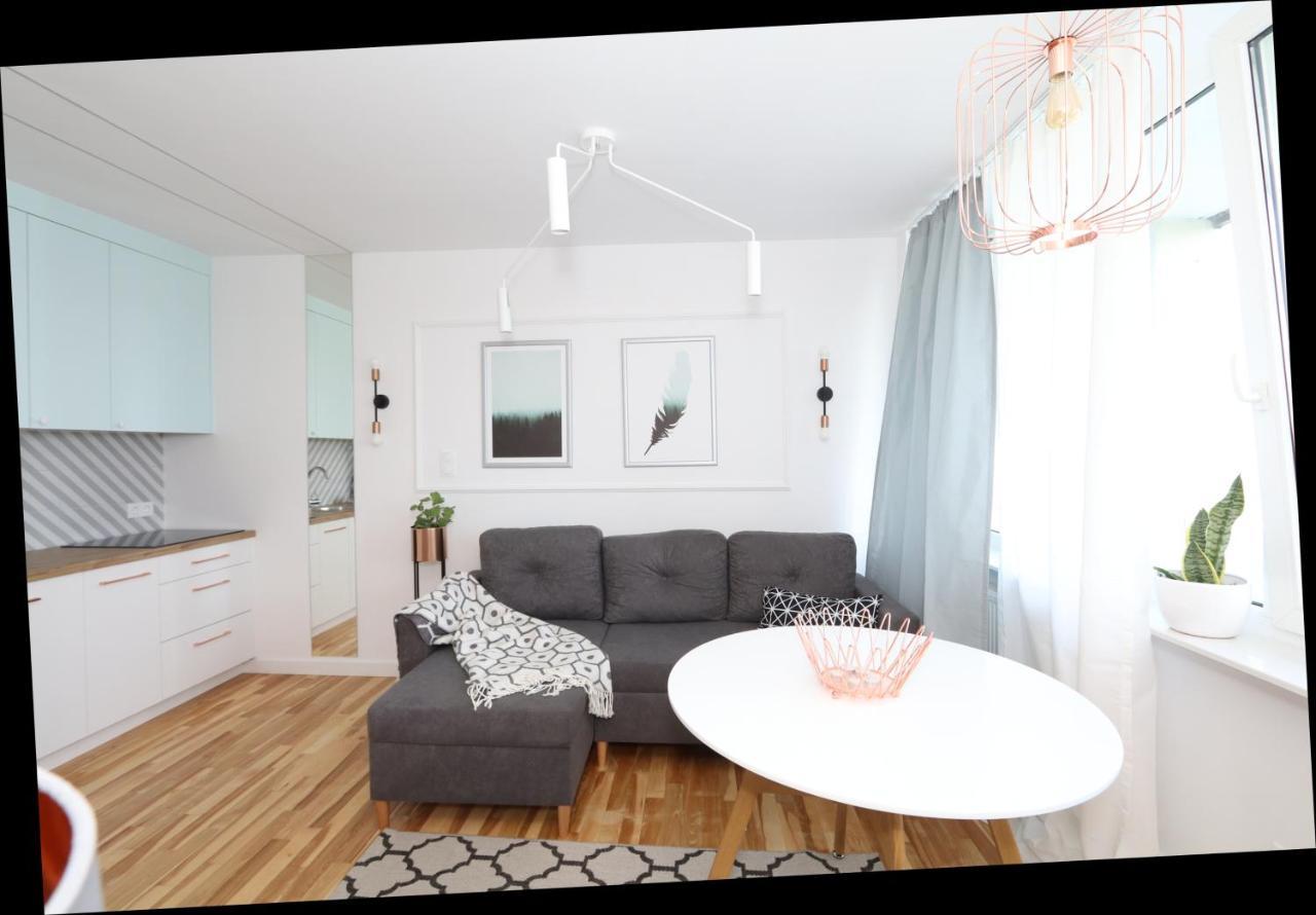 Romaszewskiego Zoliborz Bedroom Pokoj Metro Varşovia Exterior foto
