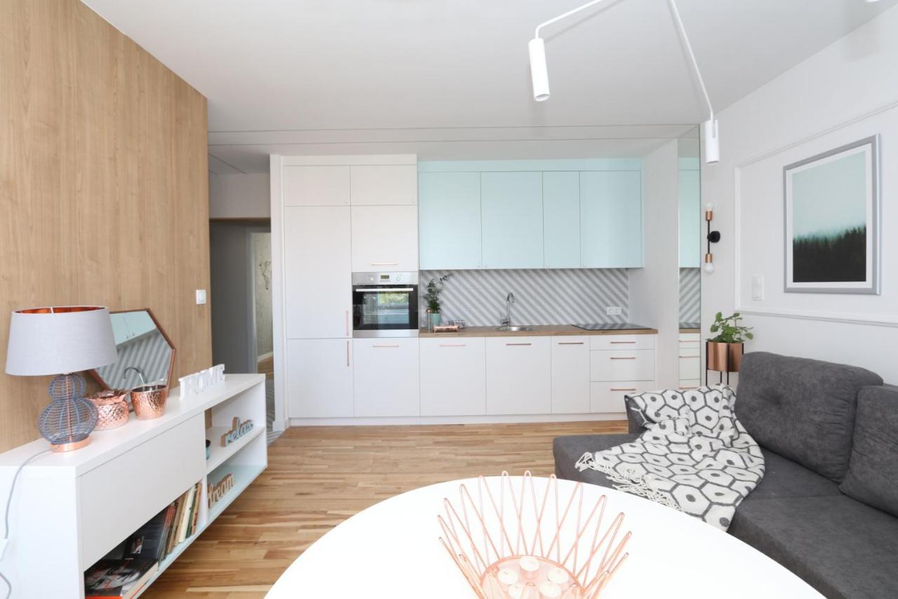 Romaszewskiego Zoliborz Bedroom Pokoj Metro Varşovia Exterior foto