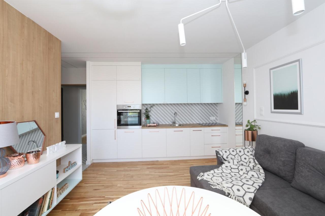 Romaszewskiego Zoliborz Bedroom Pokoj Metro Varşovia Exterior foto