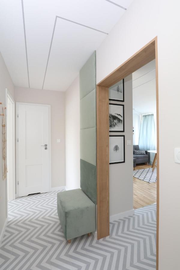 Romaszewskiego Zoliborz Bedroom Pokoj Metro Varşovia Exterior foto